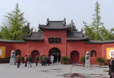 【附图】中国第一古刹白马寺